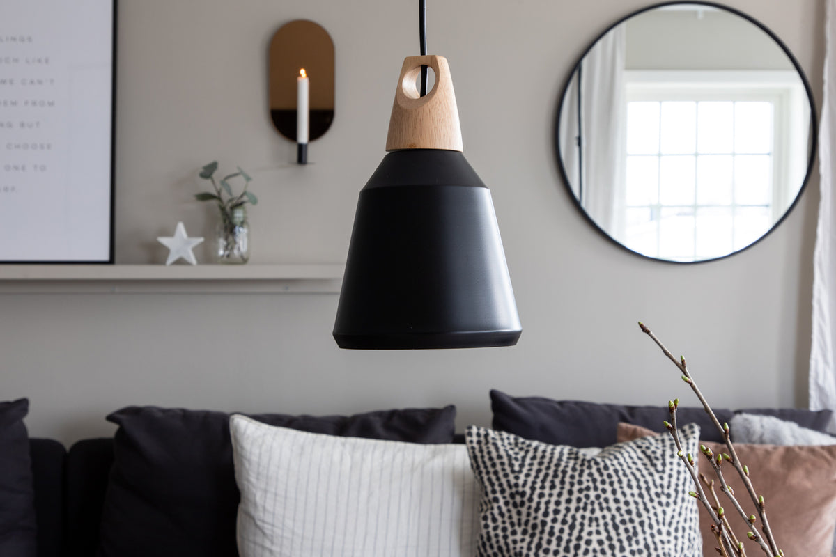 Venture Design Nao Taklampor Svart