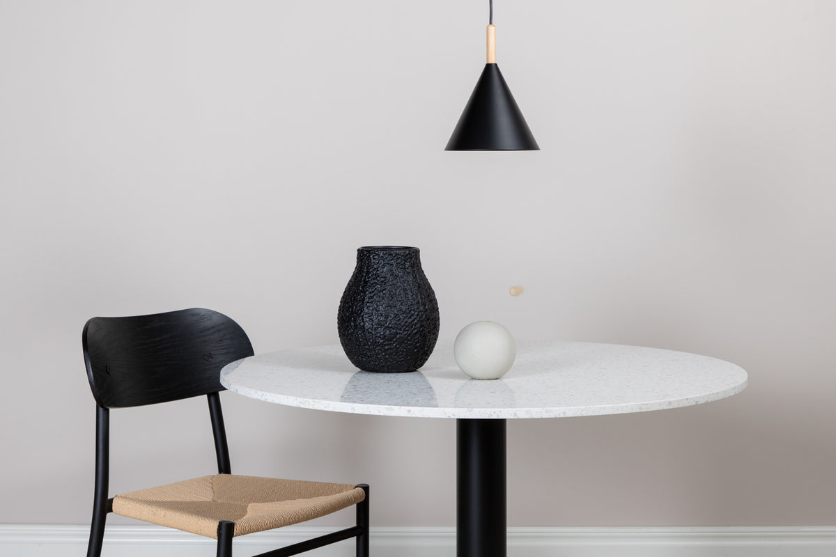 Venture Design Enif Taklampor Svart