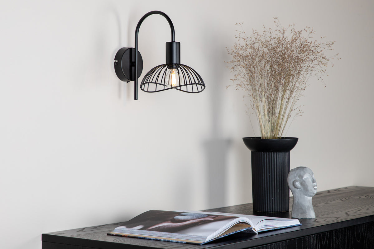 Venture Design Elsa Vägglampor Svart
