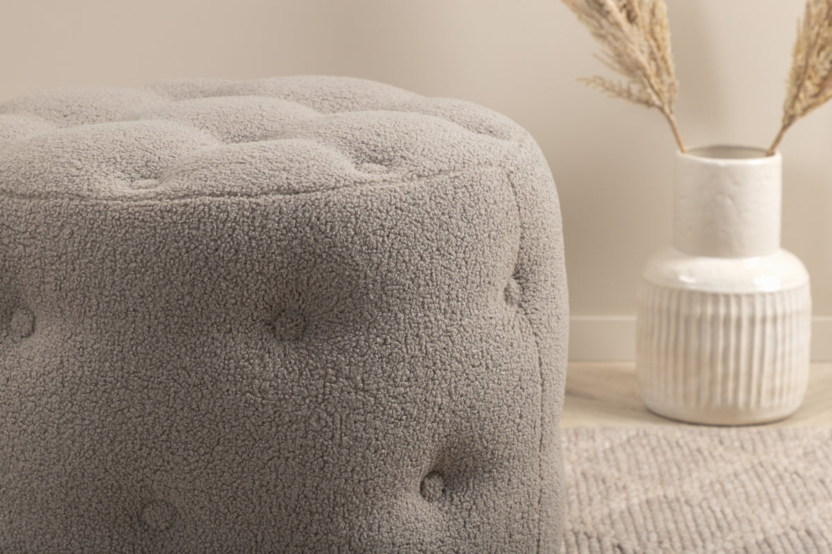 Venture Design Benjamin Puff ⌀55 ⌀55 Greige