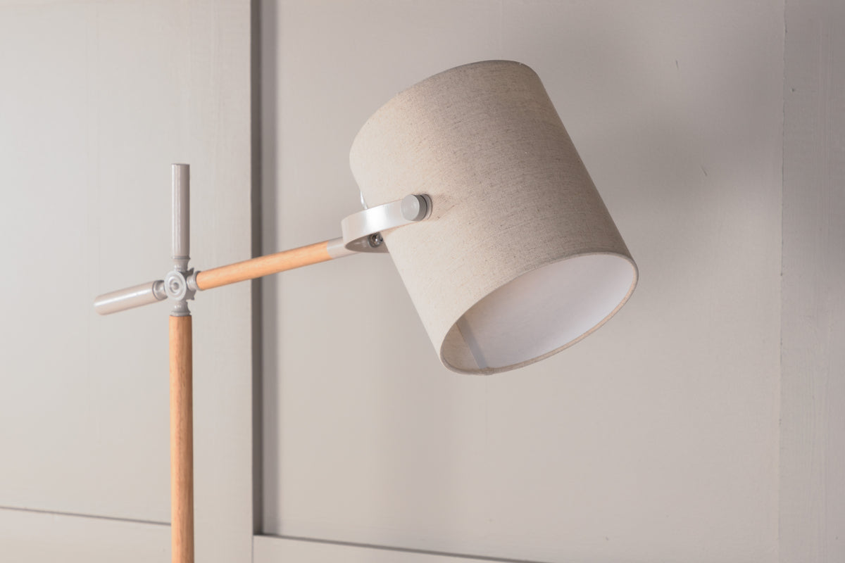 Venture Design Dennis Golvlampor Beige