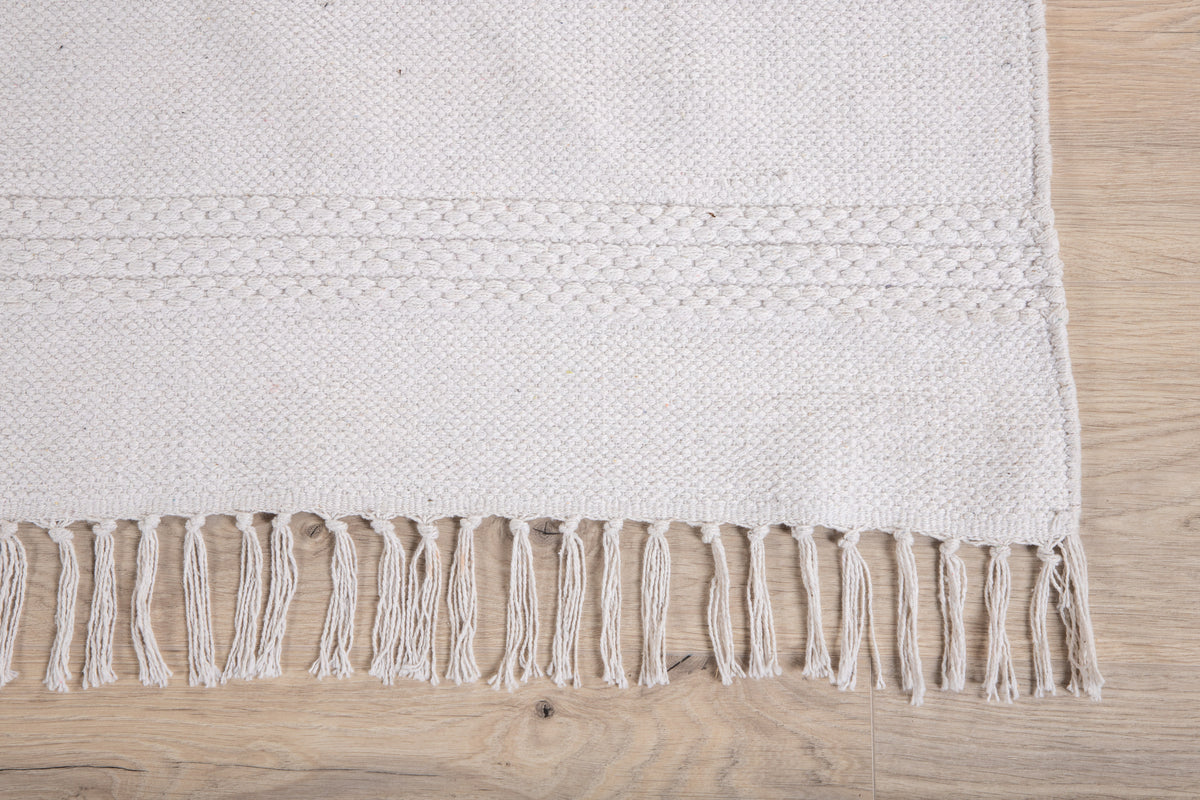 Venture Design Nico Rektangulära Mattor 230 x 160 Off-white
