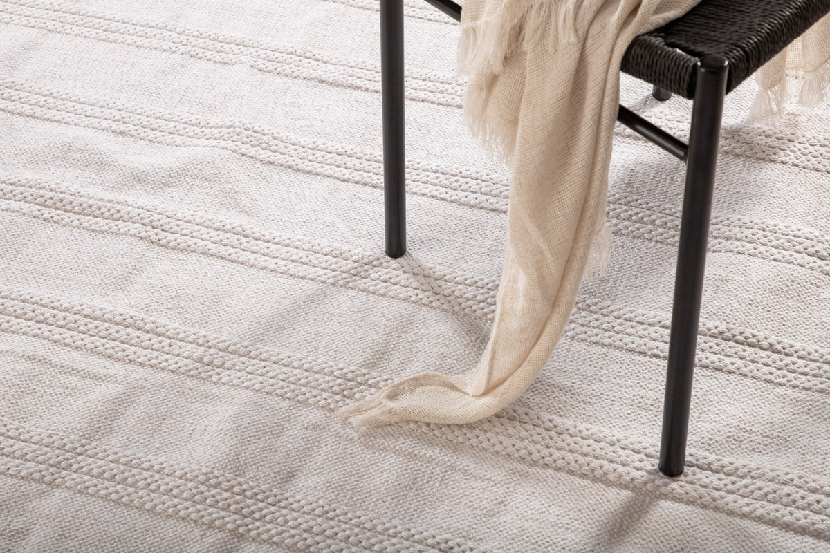 Venture Design Nico Rektangulära Mattor 230 x 160 Off-white