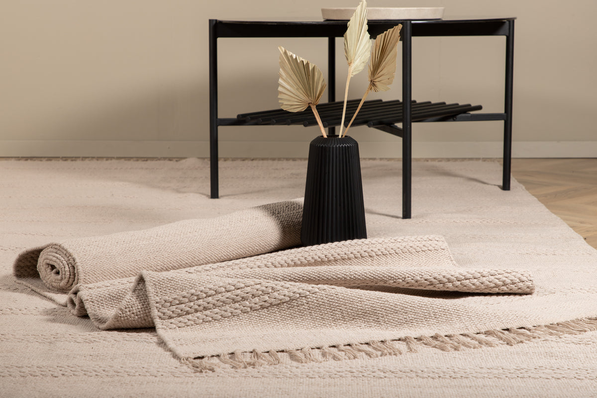 Venture Design Nico Rektangulära Mattor 230 x 160 Beige