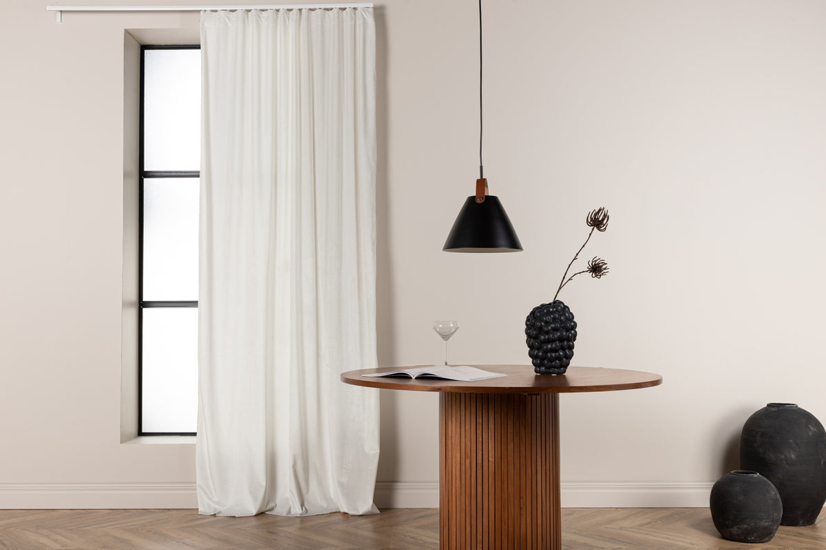 Venture Design Mary Gardiner 250 × 135