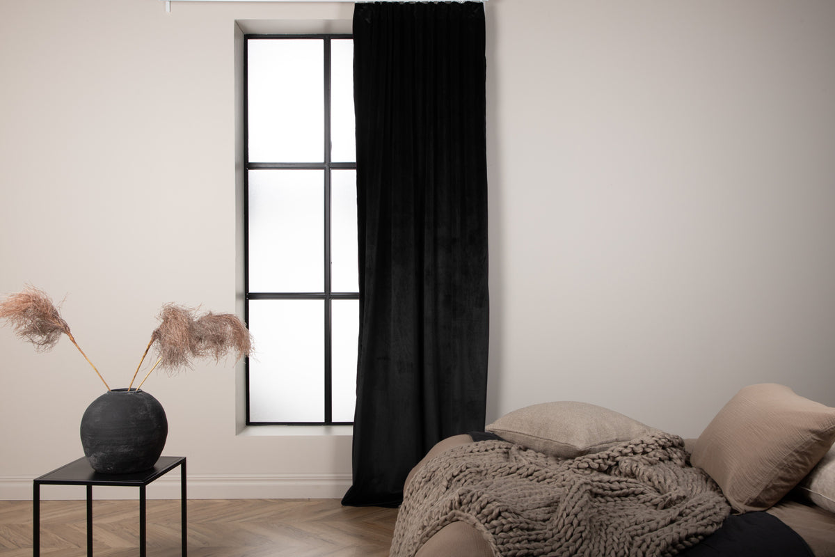 Venture Design Mary Gardiner 250 × 135