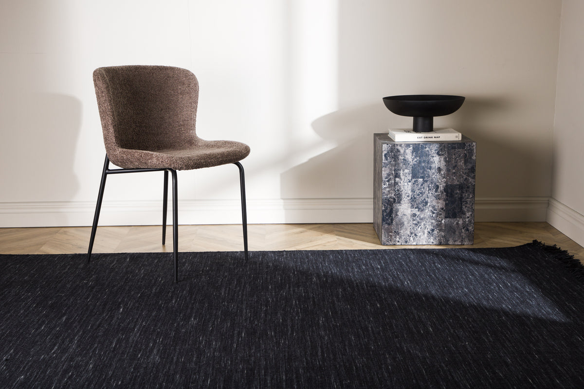 Venture Design Elton Rektangulära Mattor 350 × 250 Svart