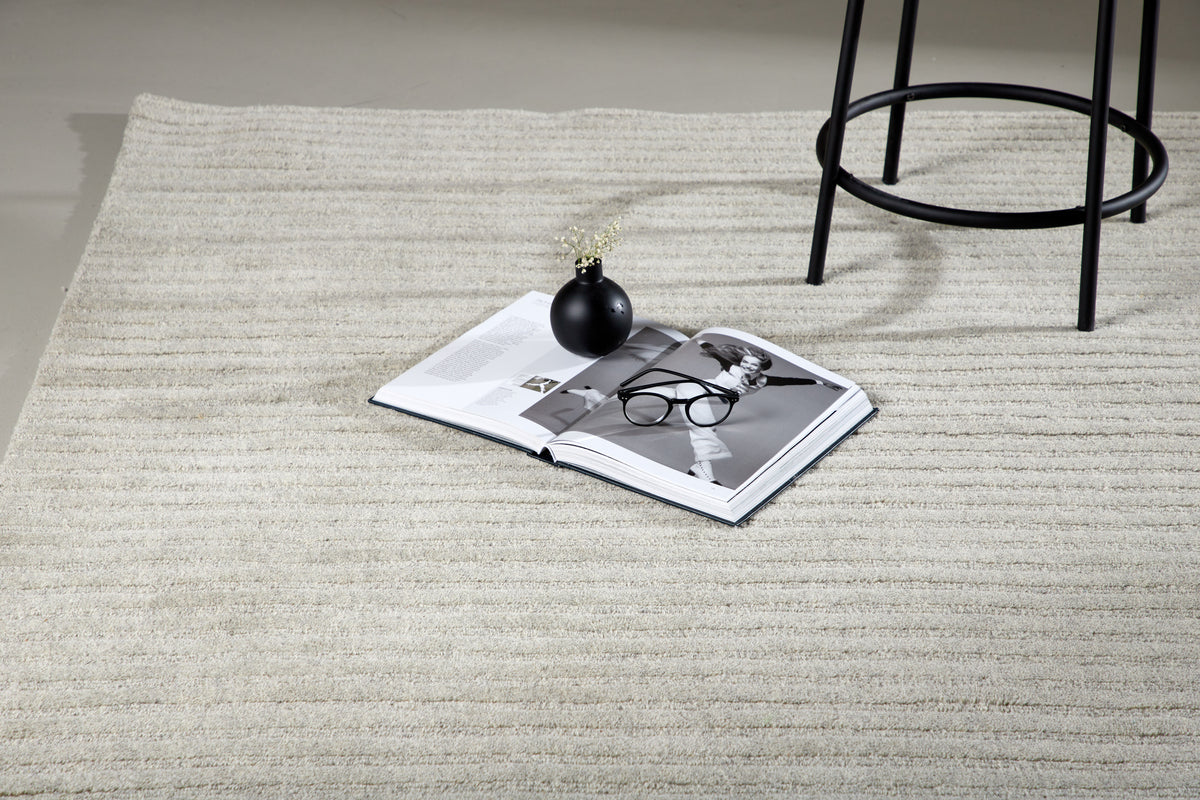 Venture Design Milton Rektangulära Mattor 230 x 160 Ljusgrå