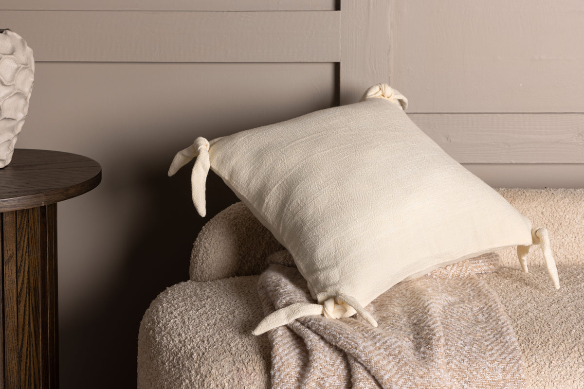 Venture Design Nora Kuddfodral 40 x 40 Vit