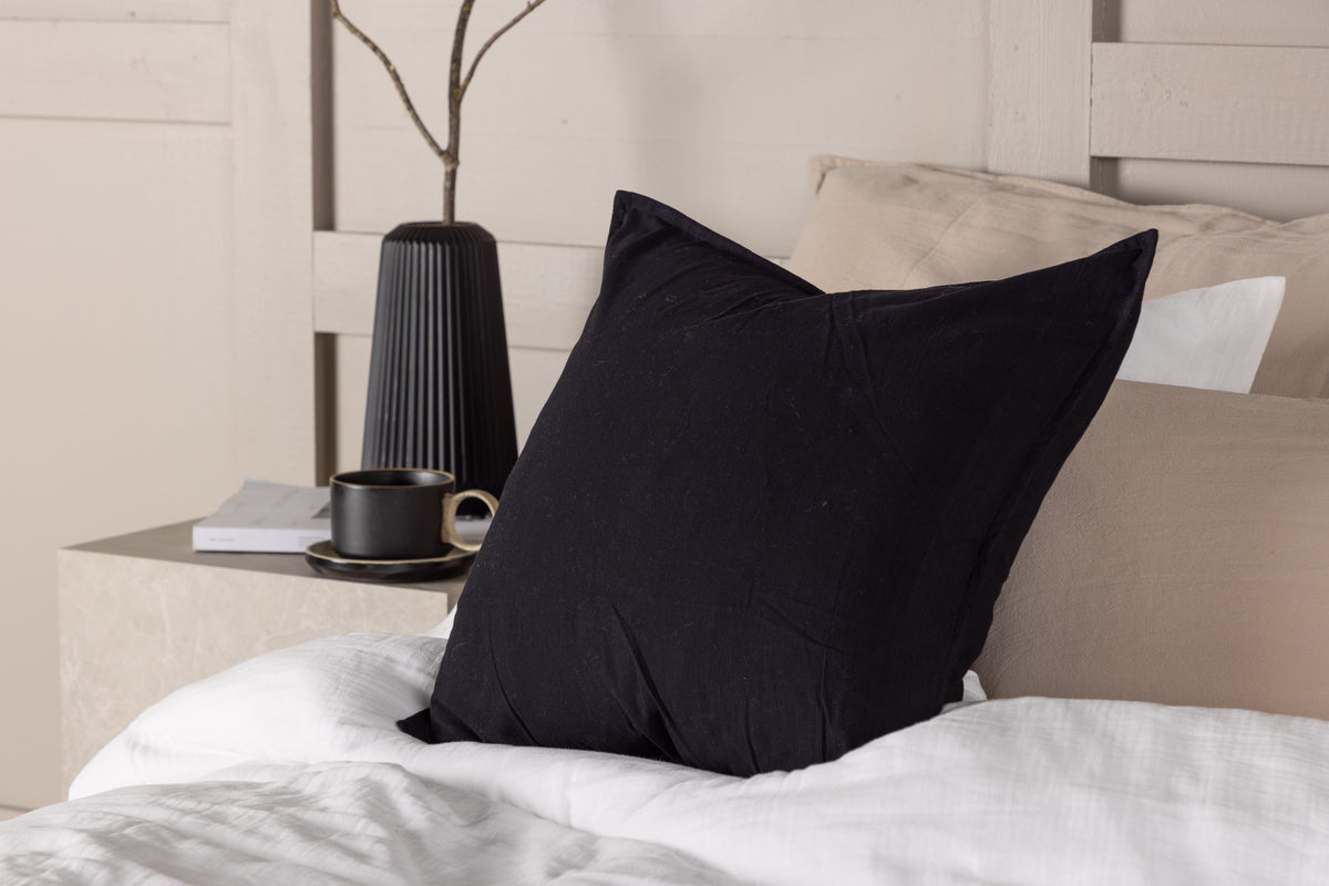 Venture Design Ronja Kuddfodral 45 x 45 Svart