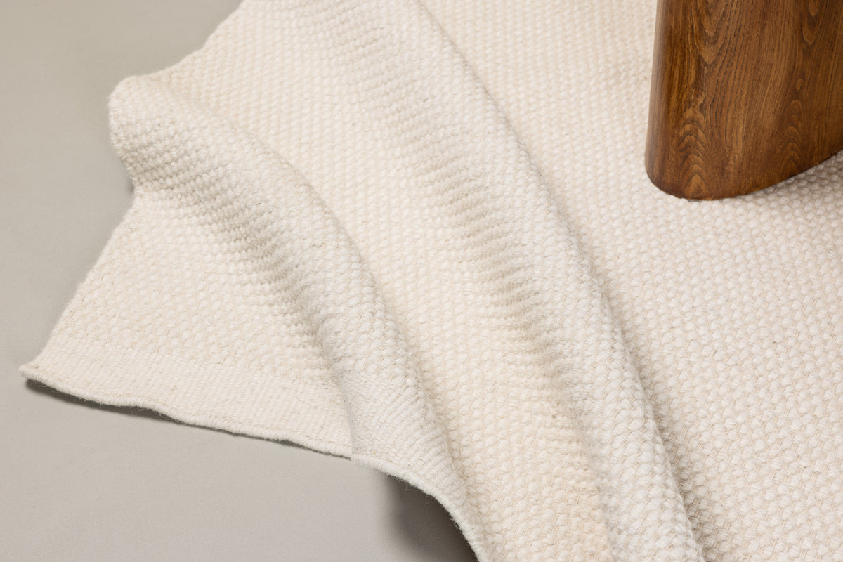 Venture Design Vilma Rektangulära Mattor 290 × 200 Off-white