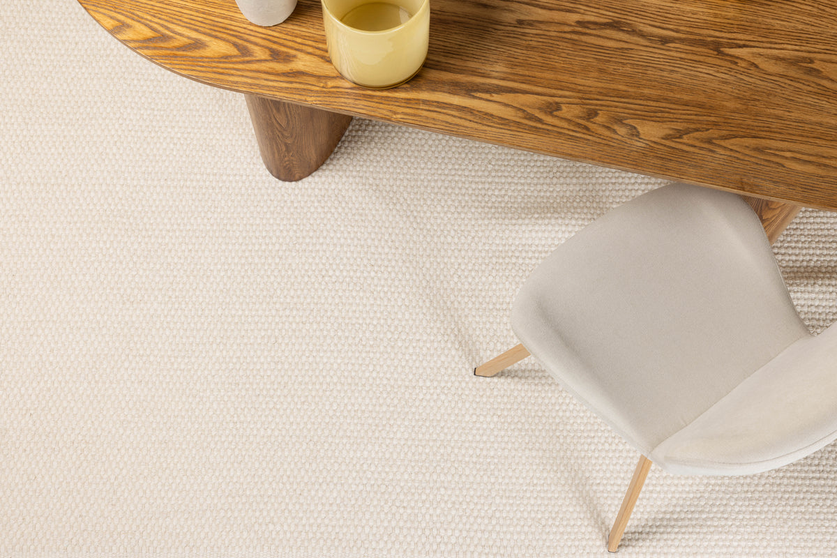 Venture Design Vilma Rektangulära Mattor 230 x 160 Off-white