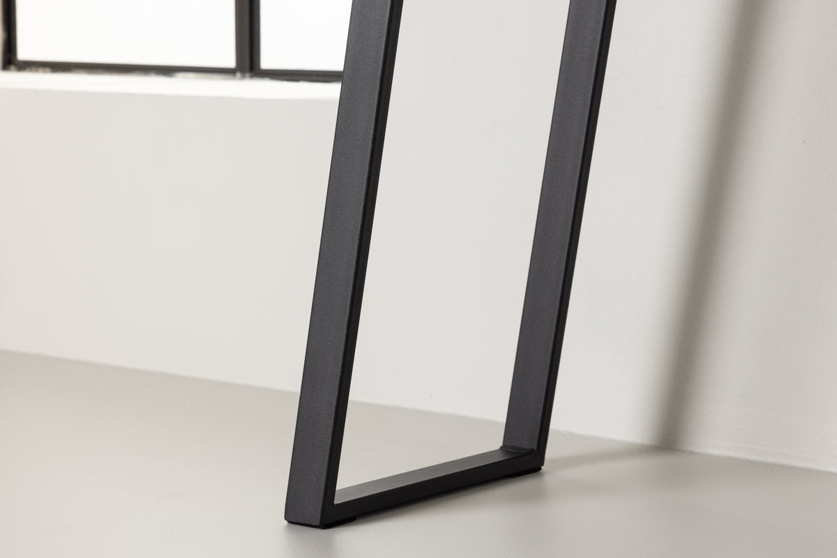 Venture Design Horten Sidobord 100 x 40 Svart