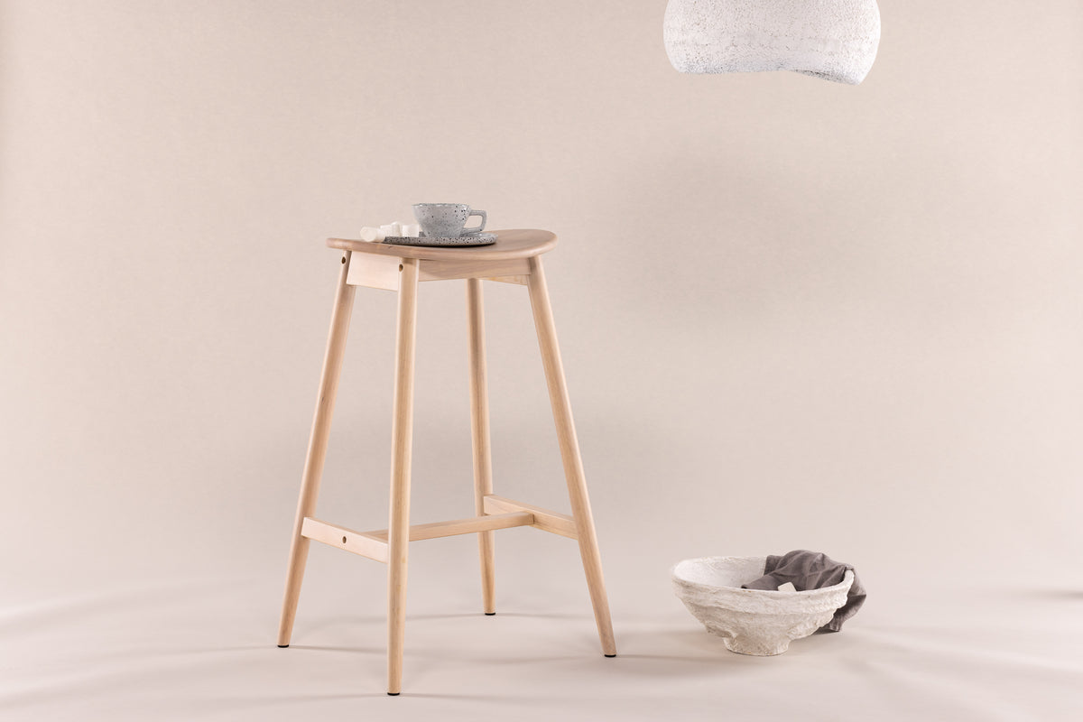 Venture Design Orust Barstolar Vitputsad