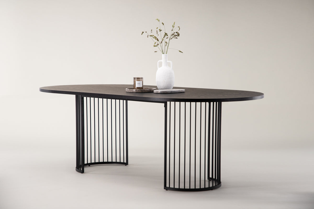 Venture Design Hamneskär Ovala Matbord 220 x 110 Svart