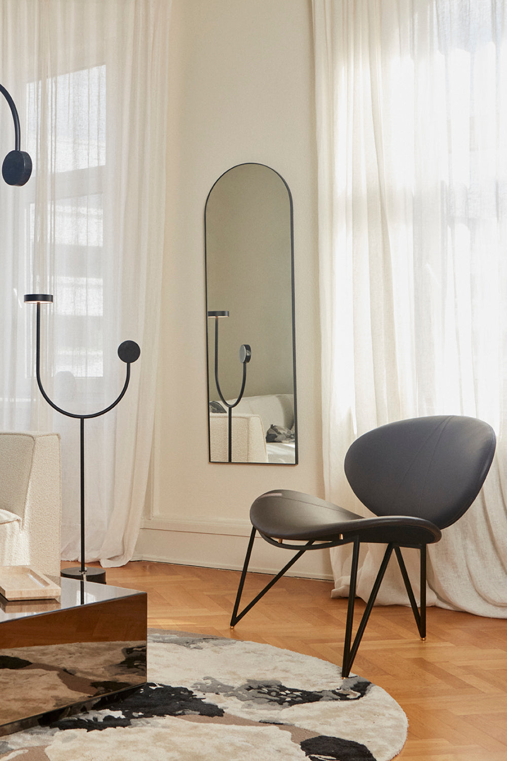 AYTM SEMPER Lounge Stol, Svart