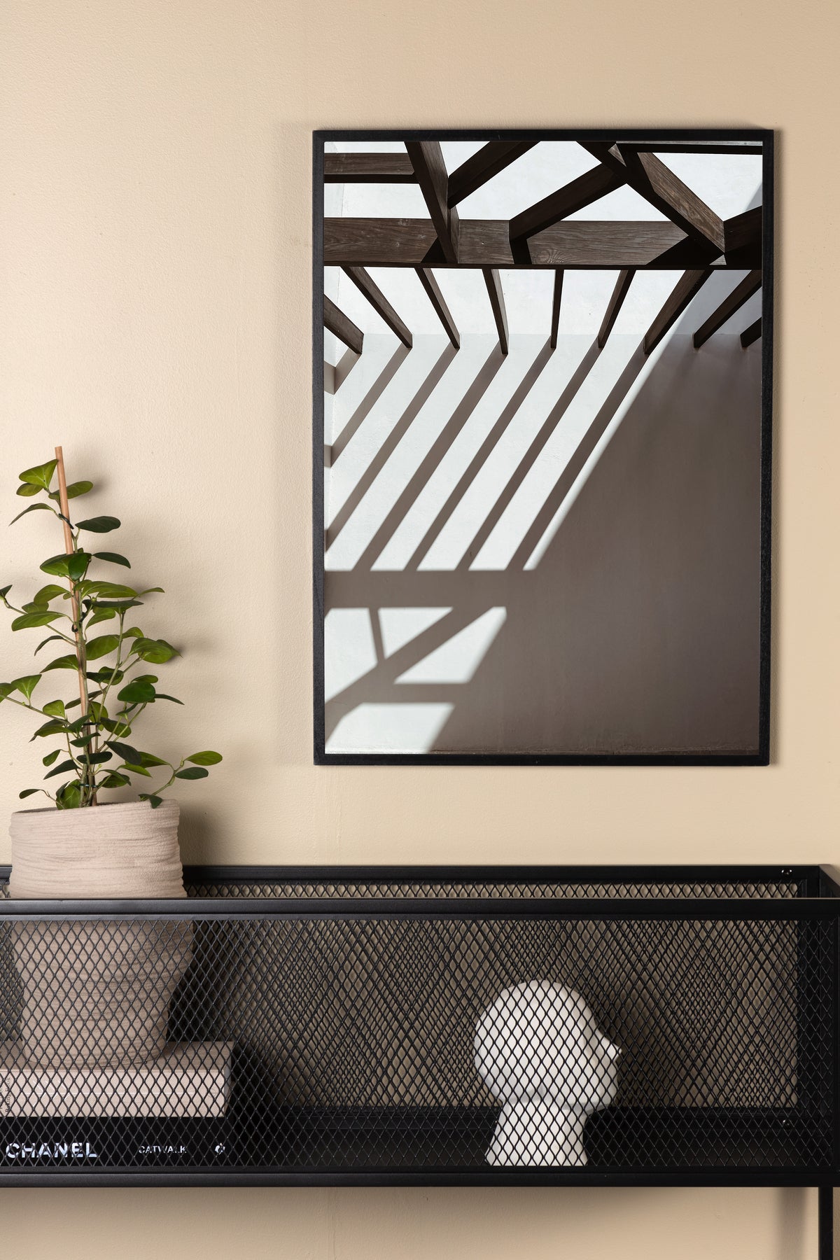 Venture Design Roof Posters Vit