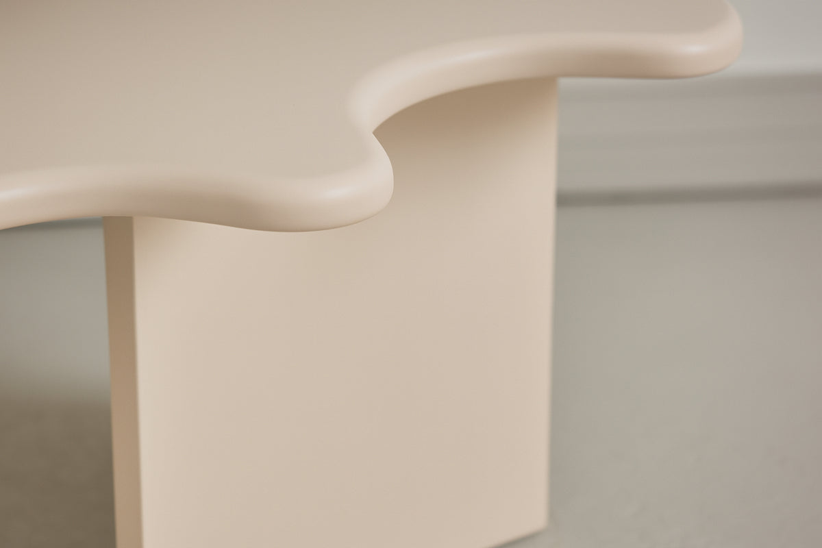 Venture Design Flower Soffbord 116 x 76 Beige