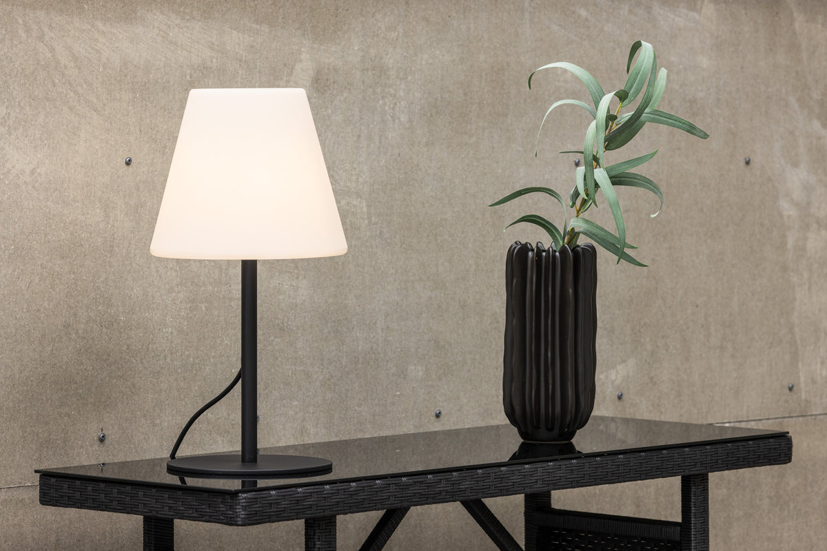 Venture Design Moris Bordslampor