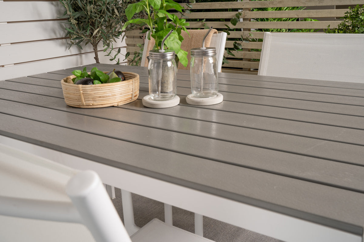 Venture Design Break | Santorini Matbord 150x90 + 4 matstolar