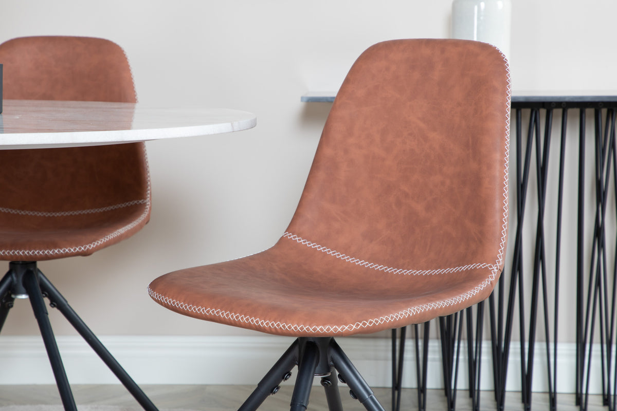 Venture Design Polar & Estelle Matstolar Brun + Matbord ⌀106