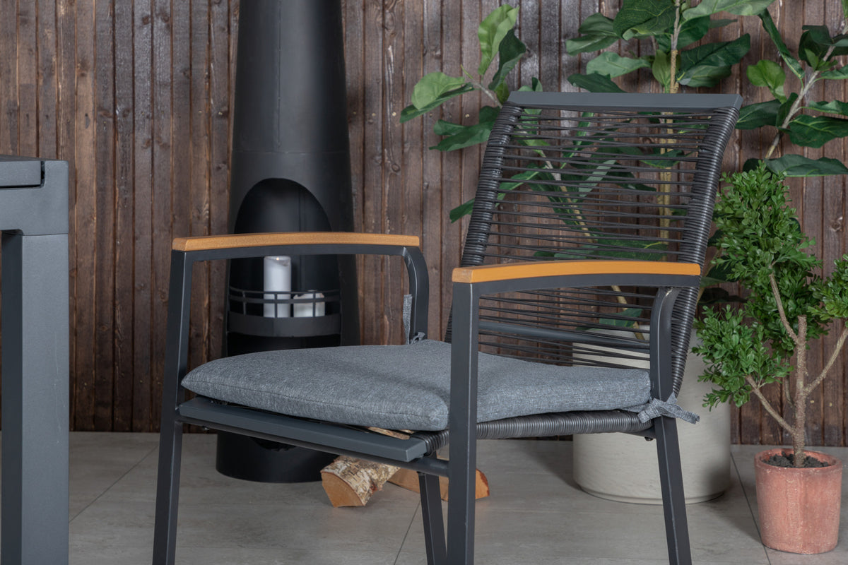 Venture Design Dallas & Marbella Matstolar Svart + Matbord 160x100x75