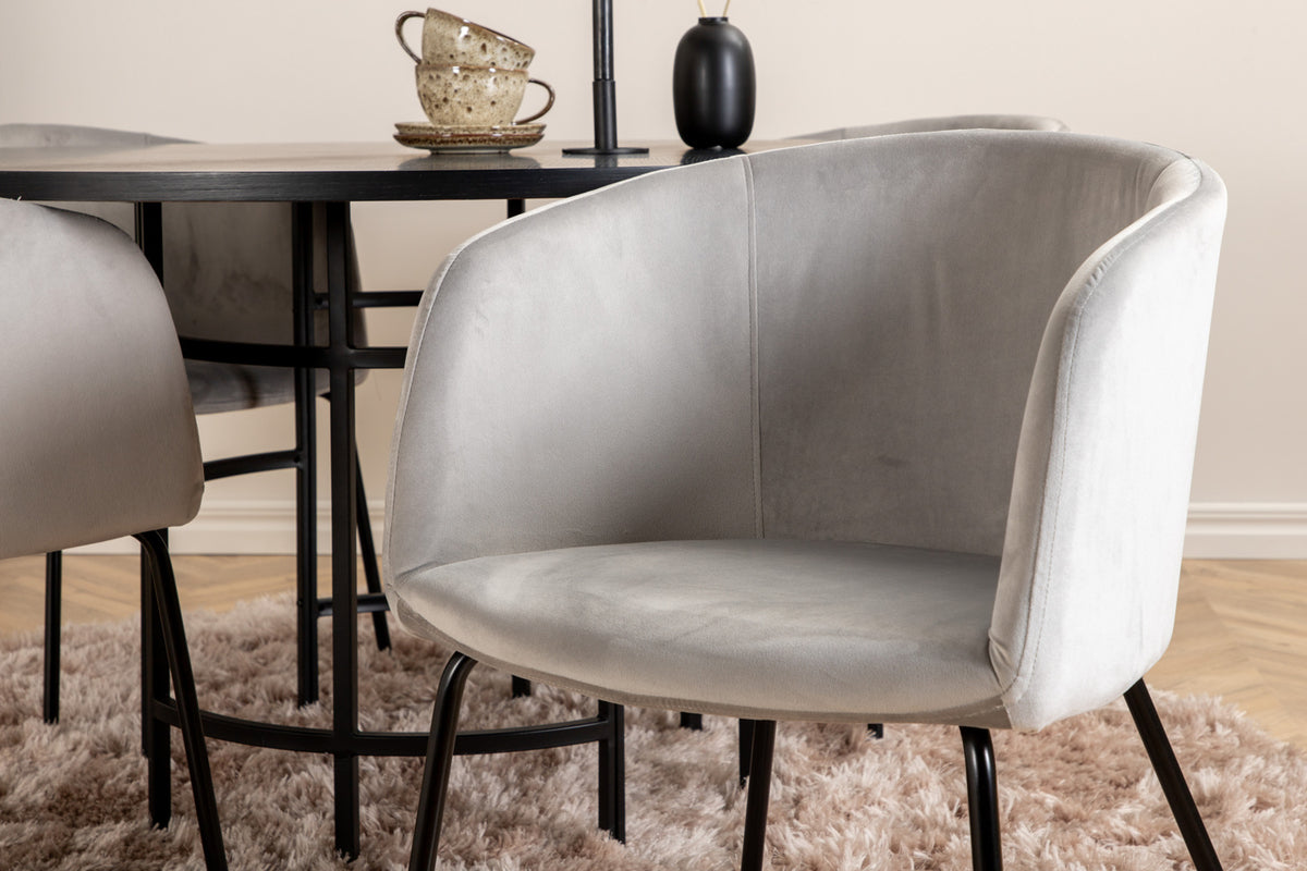 Venture Design Copenhagen & Berit Runda Matbord ⌀140 Svart + Matstolar Grå