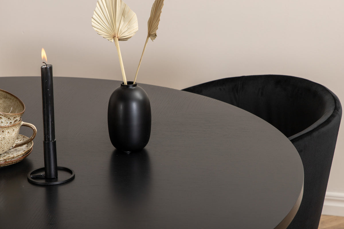 Venture Design Copenhagen & Berit Runda Matbord ⌀140 Svart + Matstolar Svart