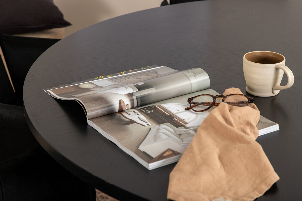Venture Design Copenhagen & Petra Runda Matbord ⌀140 Svart + Matstolar Svart