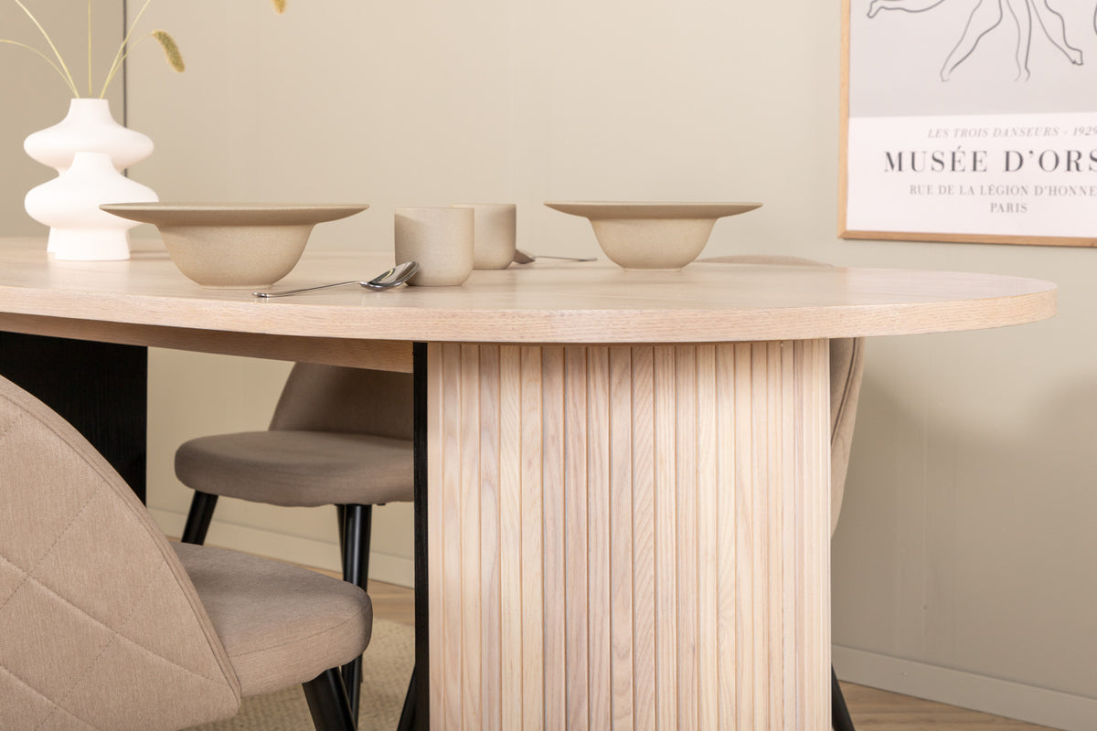 Venture Design Bianca & Velvet Ovala Matbord 200 x 90 Vitputsad + Matstolar 2-pack Beige