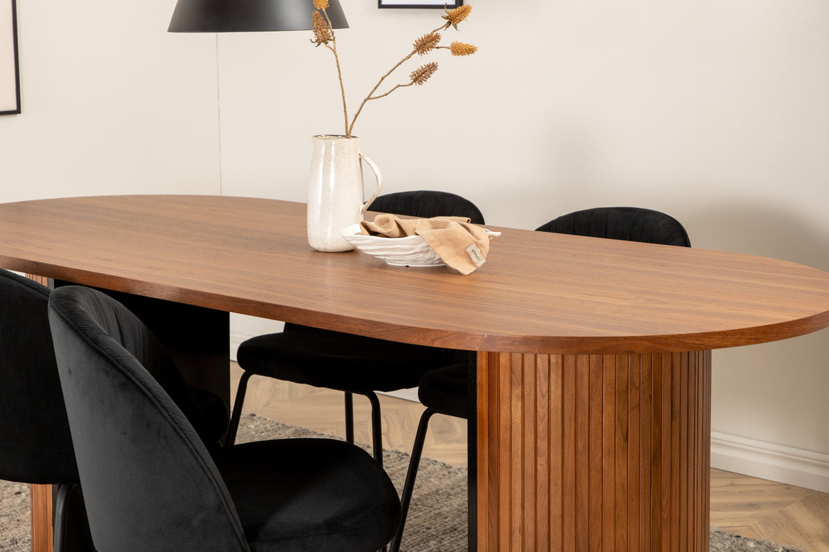 Venture Design Wrinkles & Bianca Matstolar Svart + Matbord 90x200