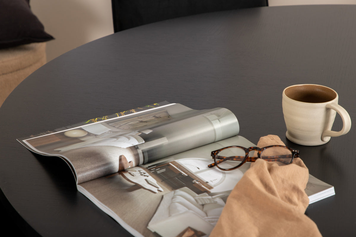 Venture Design Copenhagen & Petra Runda Matbord ⌀140 Svart + Matstolar Svart