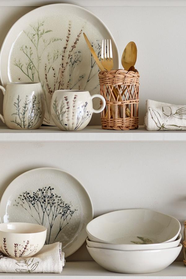 Bloomingville Bea Servisset, Natur, Stengods B:D11,5xH6,5/P:D21xH2/P:D27,5xH3, Set om 12