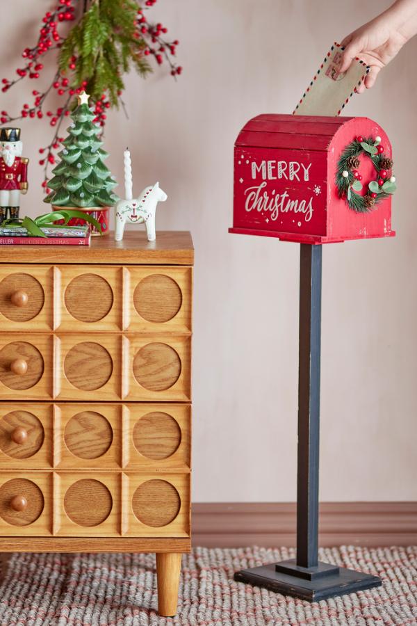 Bloomingville Carlo Deco, Röd, MDF L26xH82xB18 cm