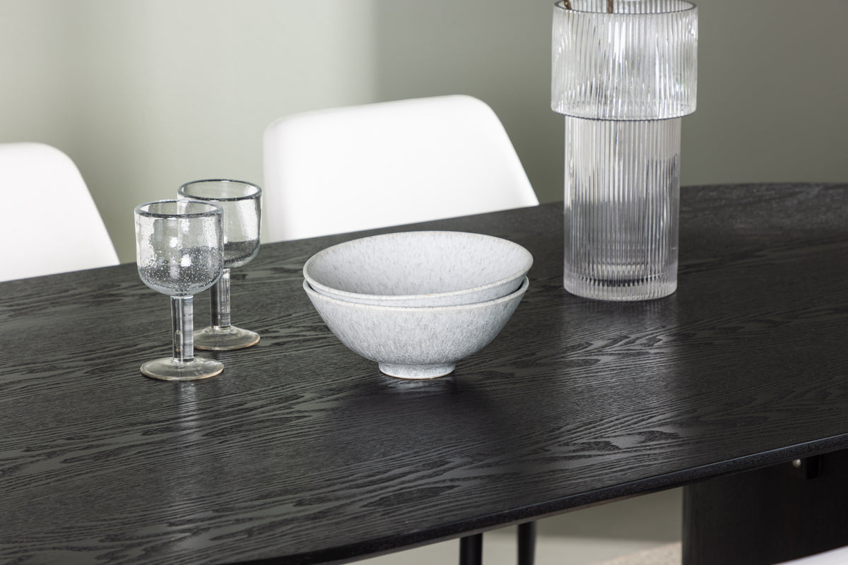 Venture Design Isolde & Night Ovala Matbord 180 x 90 Svart + Matstolar 2-pack Vit