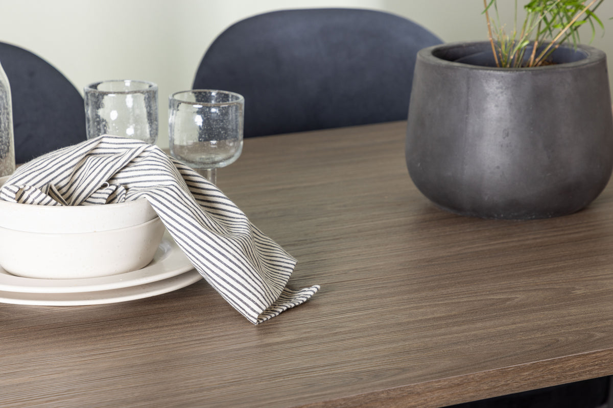 Venture Design Stella & Andy Matstolar 2-pack Svart + Ovala Matbord 180 x 90 Natur