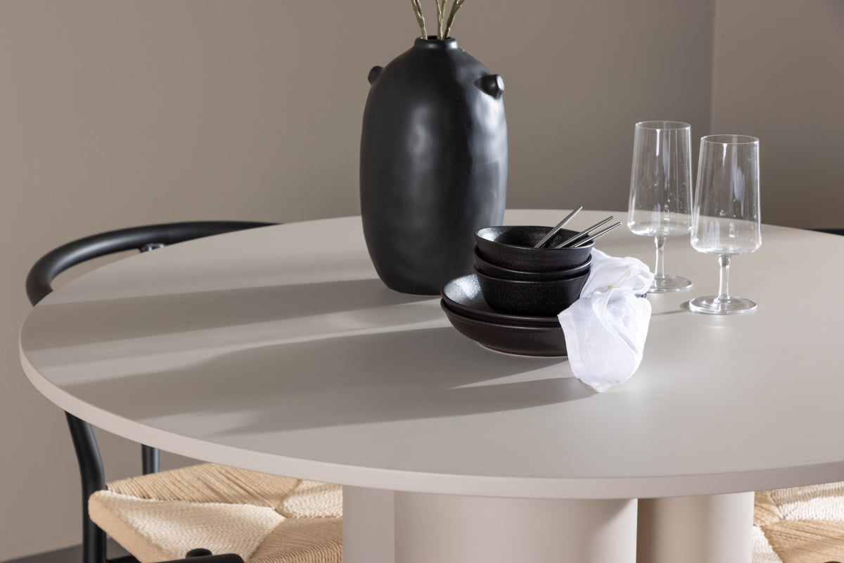 Venture Design Alfons & Olivia Matstolar Svart + Runda Matbord ⌀110 Beige